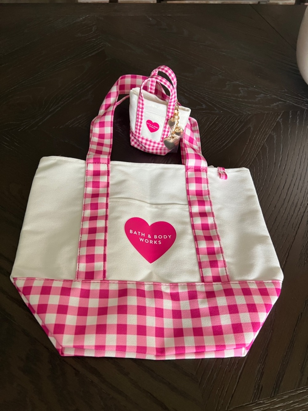 BATH & BODY WORKS 💕 Tote Bag... - Picture 9 of 16